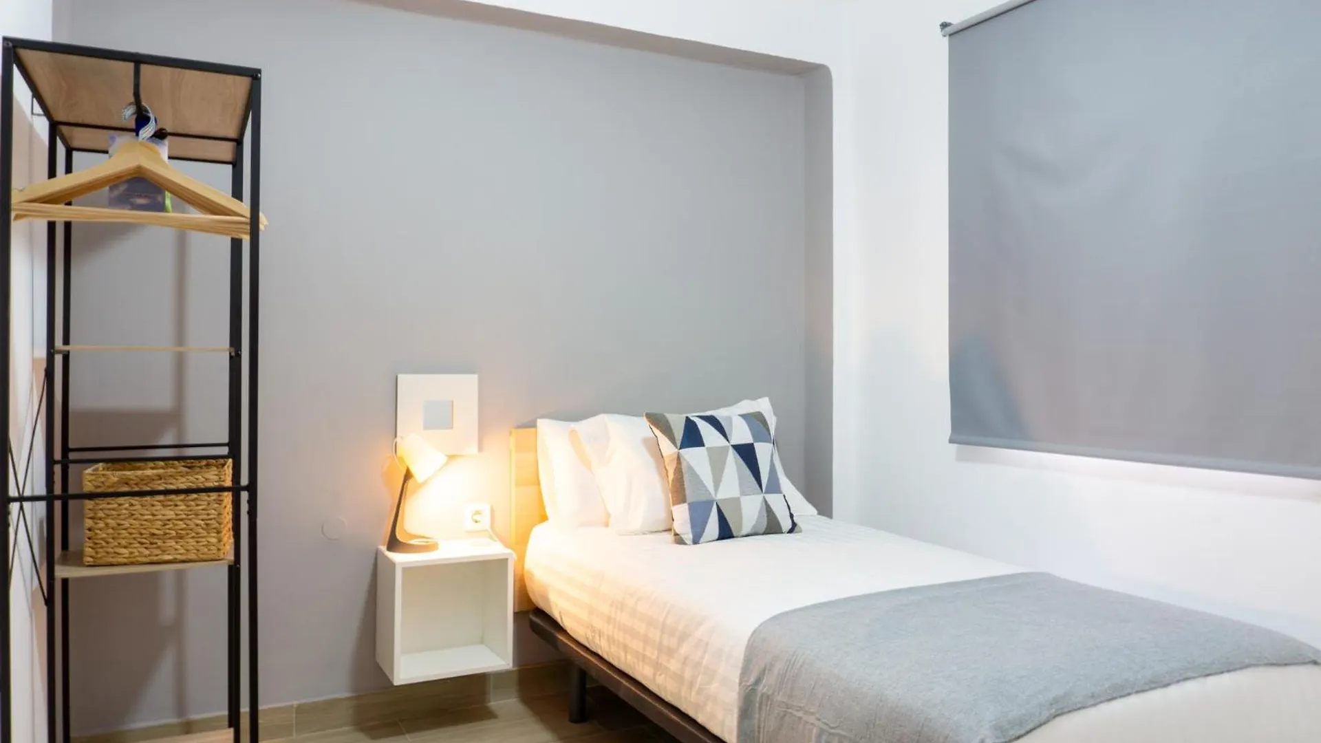 Apartment Comodo Apartamento De 3 Dormitorios Malaga Spain