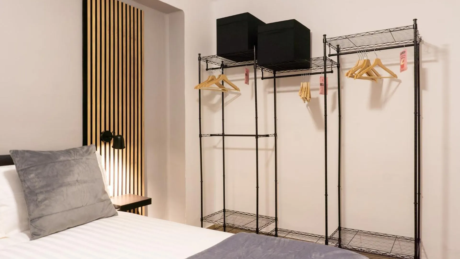Comodo Apartamento De 3 Dormitorios Malaga